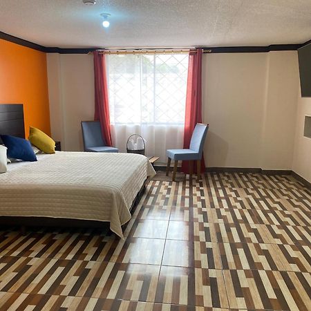 Hostal Guayllabamba Quito Bagian luar foto